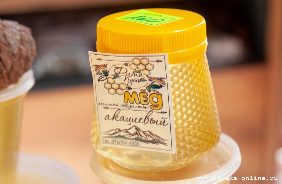 «Такого не было с 90-х». Где и по какой цене в Барнауле на месяц раньше начали продавать свежий мед